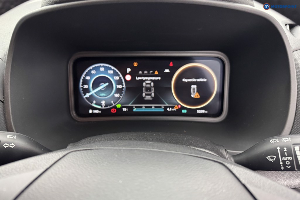 Hyundai Kona Premium Automatic Petrol-Electric Hybrid SUV - Stock Number (1574577) - 9th supplementary image