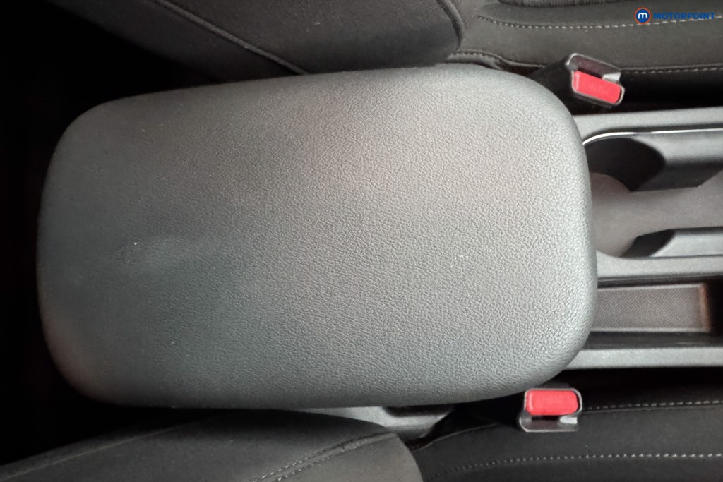 Hyundai Kona Premium Automatic Petrol-Electric Hybrid SUV - Stock Number (1574577) - 13th supplementary image