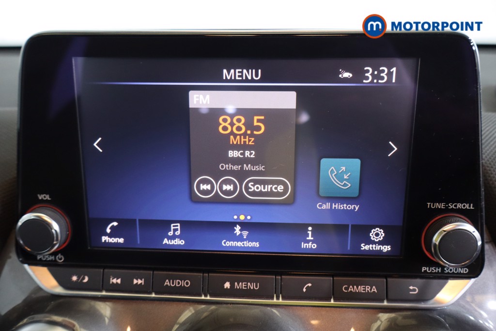 Nissan Juke Acenta Manual Petrol SUV - Stock Number (1574954) - 4th supplementary image
