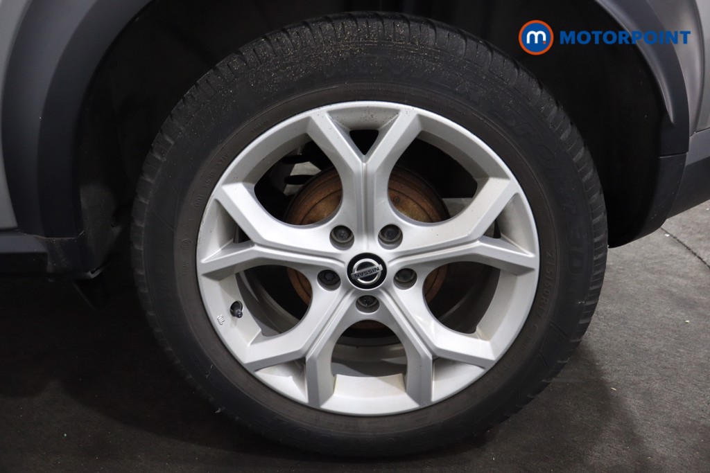 Nissan Juke Acenta Manual Petrol SUV - Stock Number (1574954) - 27th supplementary image