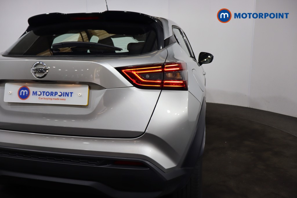 Nissan Juke Acenta Manual Petrol SUV - Stock Number (1574954) - 29th supplementary image