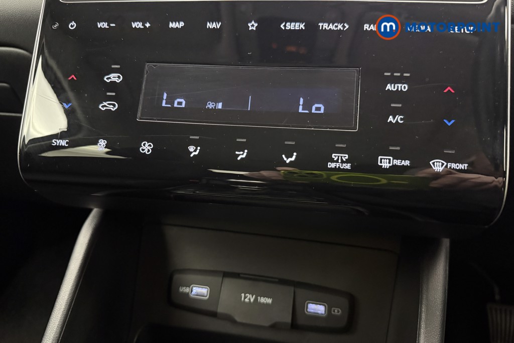 Hyundai Tucson Se Connect Manual Petrol SUV - Stock Number (1575085) - 16th supplementary image