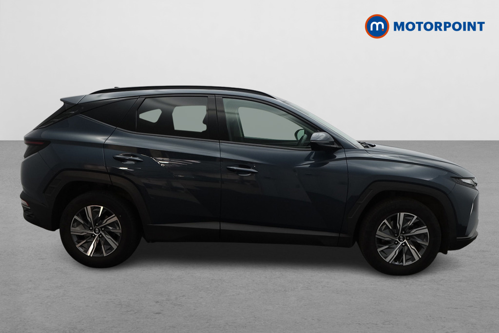 Hyundai Tucson Se Connect Manual Petrol SUV - Stock Number (1575085) - Drivers side