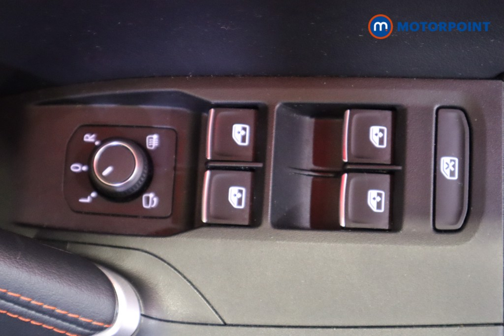Seat Leon Fr Sport Manual Petrol Estate - Stock Number (1575476) - 15th supplementary image