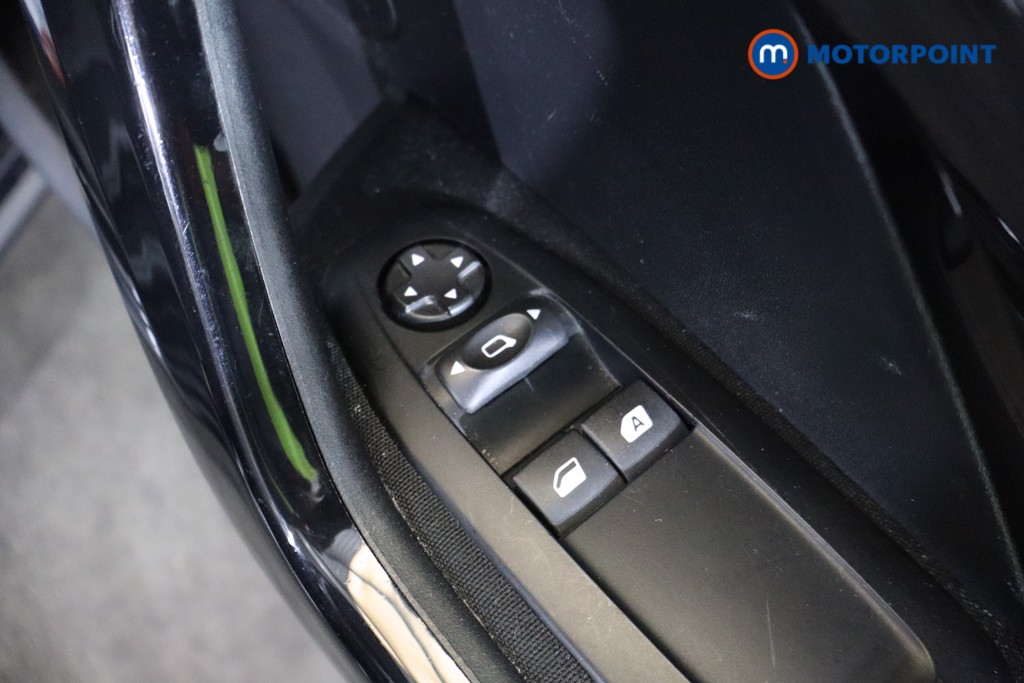Peugeot 208 Active Manual Petrol Hatchback - Stock Number (1575888) - 19th supplementary image