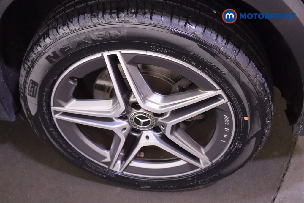 Mercedes-Benz GLB Amg Line Automatic Petrol SUV - Stock Number (1575978) - 9th supplementary image