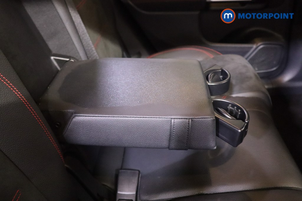 Mercedes-Benz GLB Amg Line Automatic Petrol SUV - Stock Number (1575978) - 29th supplementary image