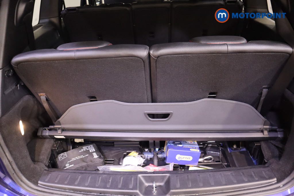 Mercedes-Benz GLB Amg Line Automatic Petrol SUV - Stock Number (1575978) - 30th supplementary image
