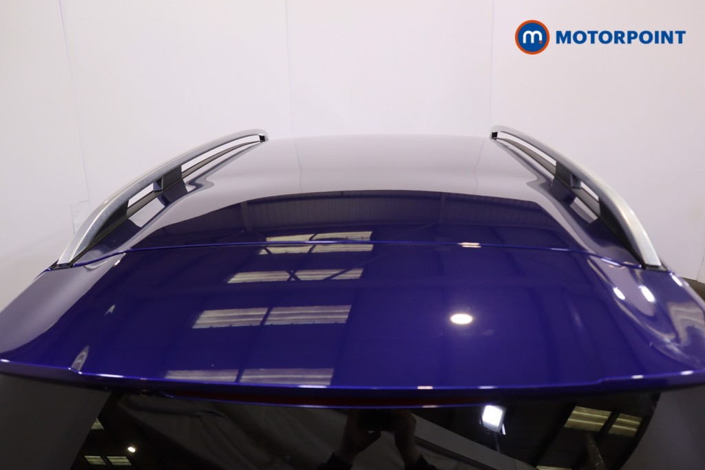 Mercedes-Benz GLB Amg Line Automatic Petrol SUV - Stock Number (1575978) - 32nd supplementary image
