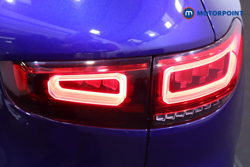 Mercedes-Benz GLB Amg Line Automatic Petrol SUV - Stock Number (1575978) - 33rd supplementary image