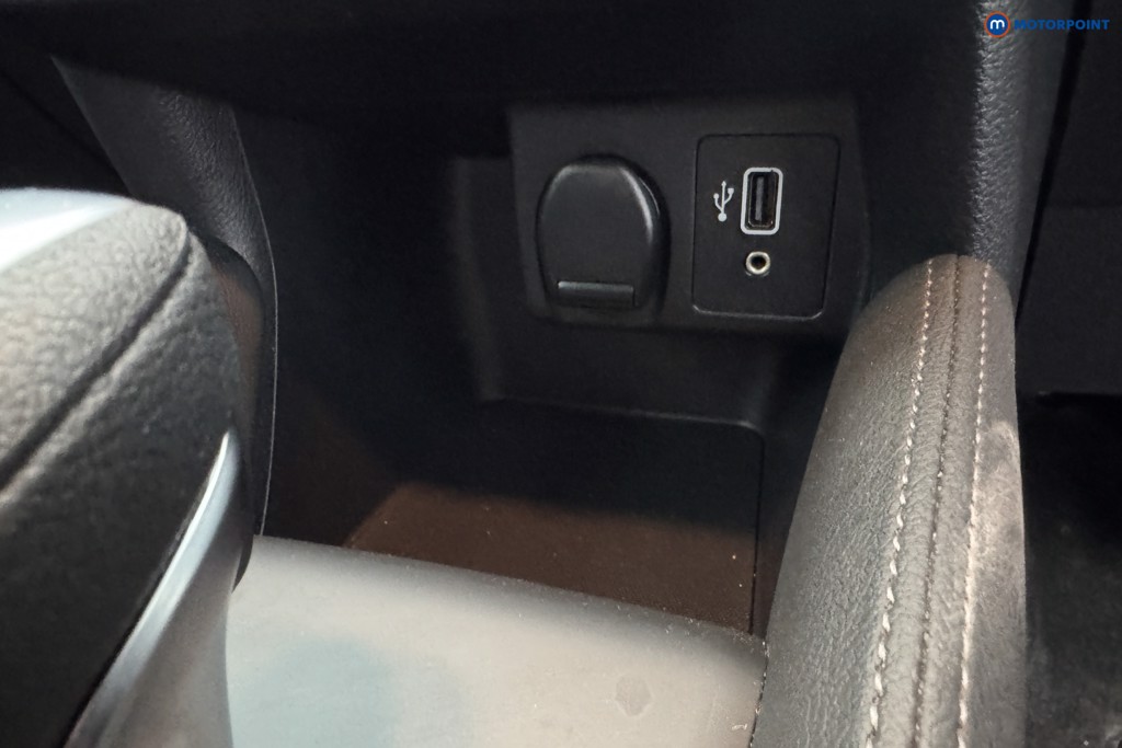Nissan Micra Acenta Automatic Petrol Hatchback - Stock Number (1576180) - 15th supplementary image