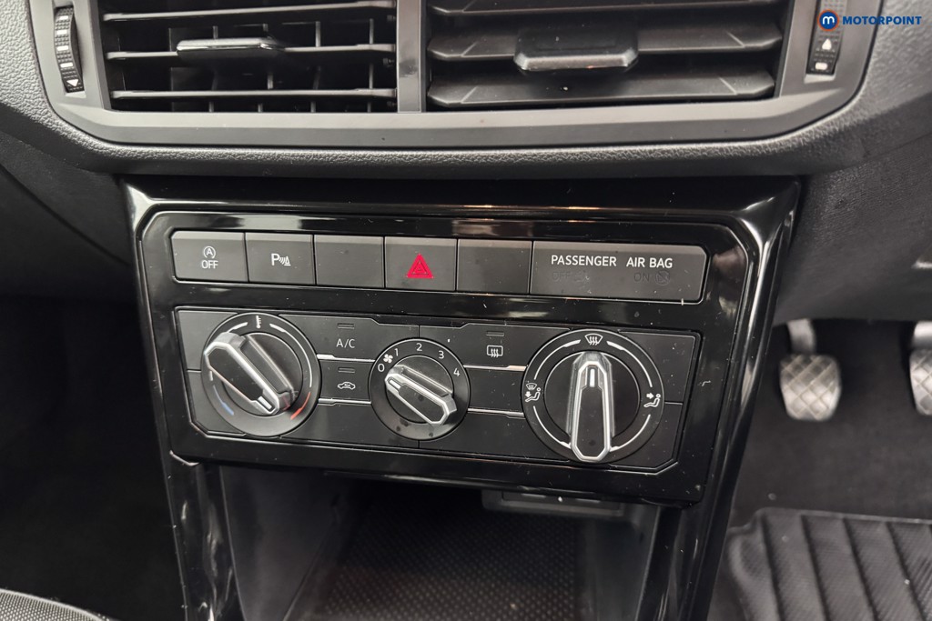 Volkswagen T-Cross Black Edition Manual Petrol SUV - Stock Number (1576230) - 17th supplementary image