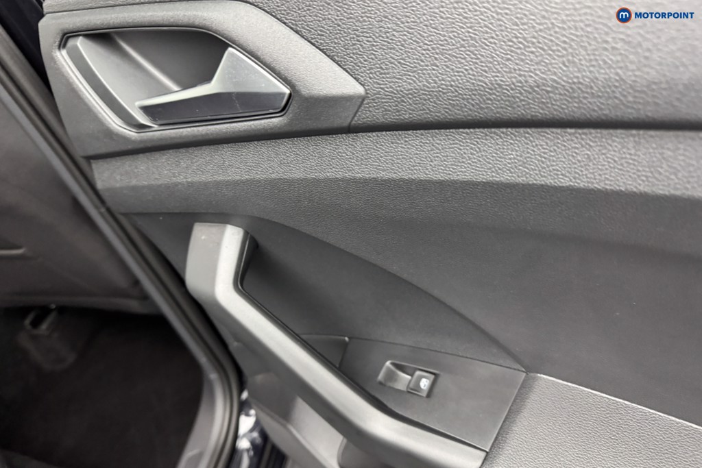 Volkswagen T-Cross Black Edition Manual Petrol SUV - Stock Number (1576230) - 24th supplementary image