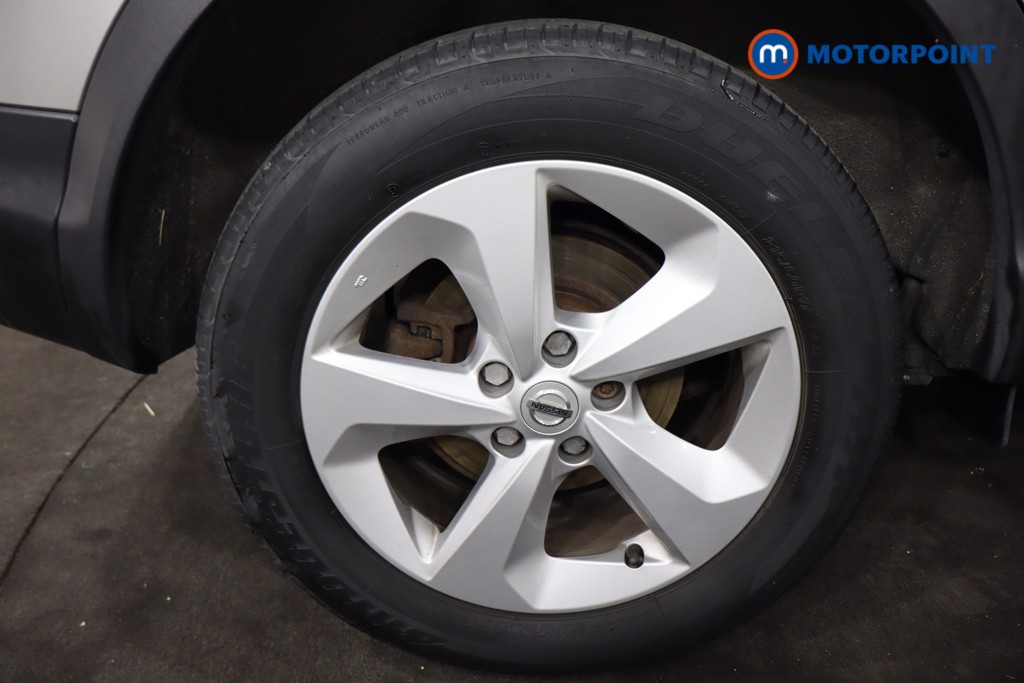 Nissan Qashqai Acenta Premium Manual Petrol SUV - Stock Number (1576863) - 23rd supplementary image