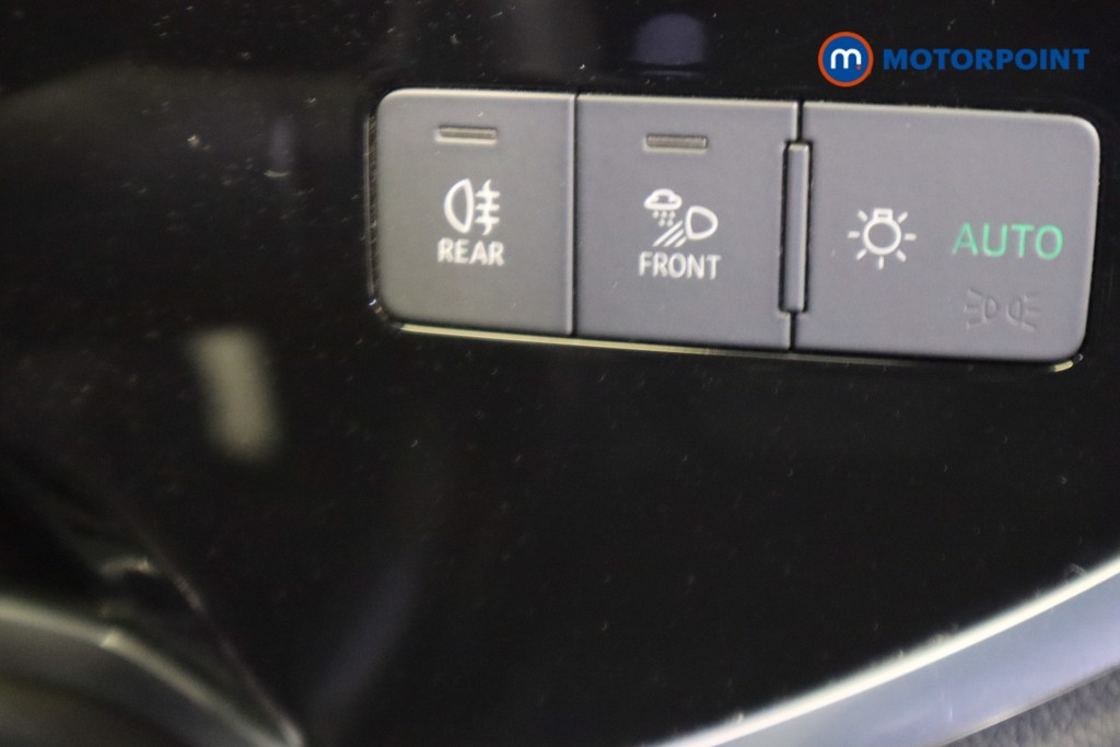 Audi Q3 S Line Manual Petrol SUV - Stock Number (1577101) - 16th supplementary image