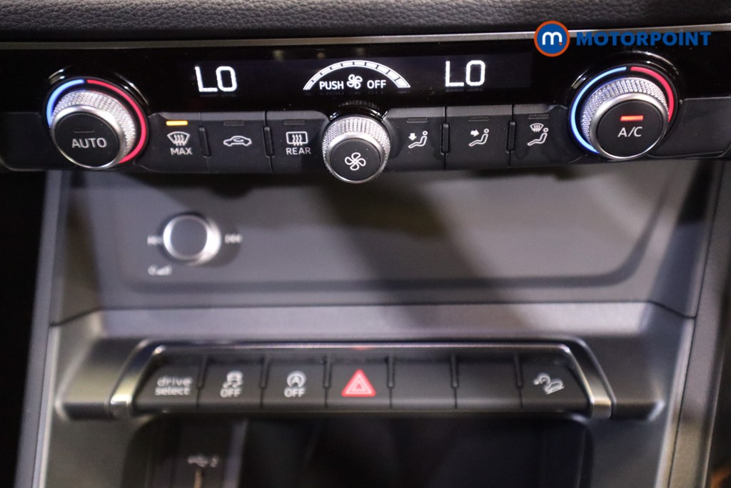 Audi Q3 S Line Manual Petrol SUV - Stock Number (1577101) - 21st supplementary image