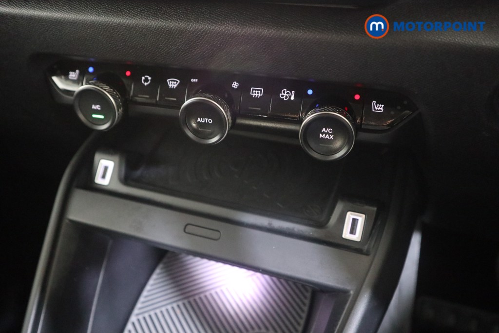 Citroen C4 Shine Plus Automatic Electric Hatchback - Stock Number (1577293) - 7th supplementary image