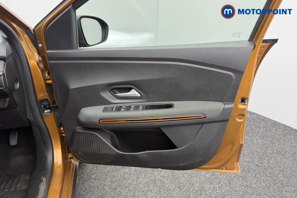 Dacia Sandero Stepway Expression Manual Petrol Hatchback - Stock Number (1577353) - 16th supplementary image
