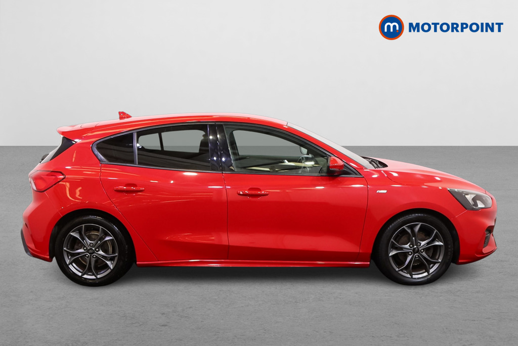 Ford Focus St-Line Manual Petrol Hatchback - Stock Number (1577378) - Drivers side