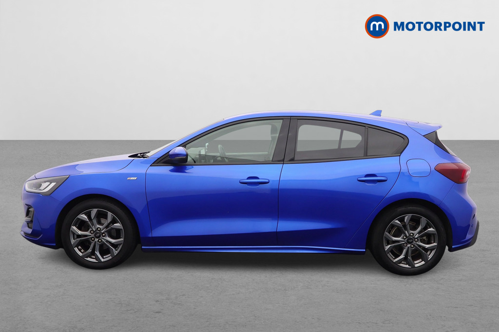 Ford Focus St-Line Manual Petrol Hatchback - Stock Number (1577648) - Passenger side