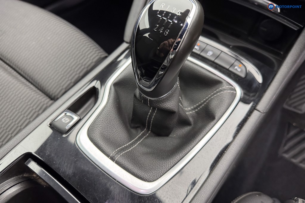 Vauxhall Insignia Sri Vx-Line Manual Petrol Hatchback - Stock Number (1577663) - 15th supplementary image