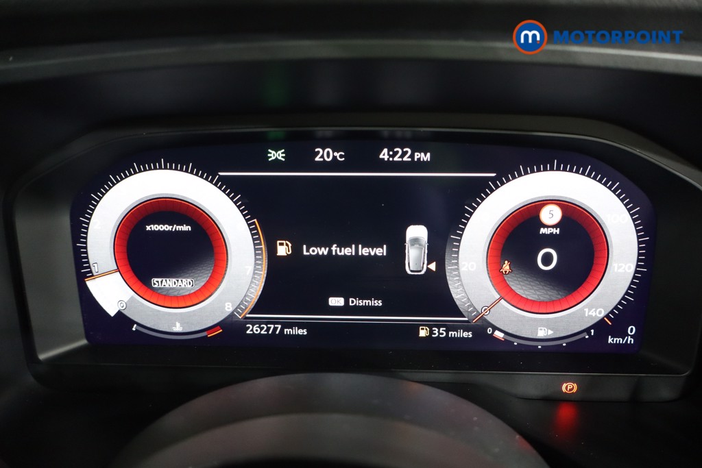 Nissan Qashqai N-Connecta Manual Petrol SUV - Stock Number (1577920) - 2nd supplementary image