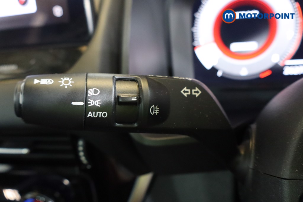 Nissan Qashqai N-Connecta Manual Petrol SUV - Stock Number (1577920) - 16th supplementary image
