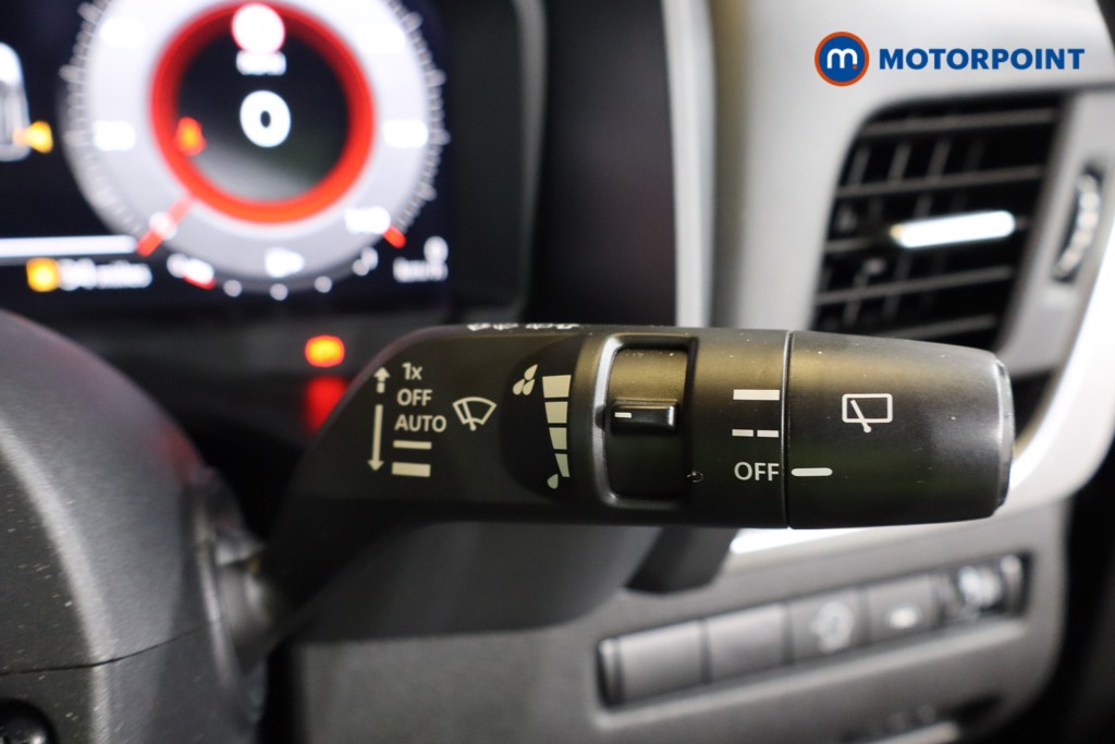 Nissan Qashqai N-Connecta Manual Petrol SUV - Stock Number (1577920) - 17th supplementary image