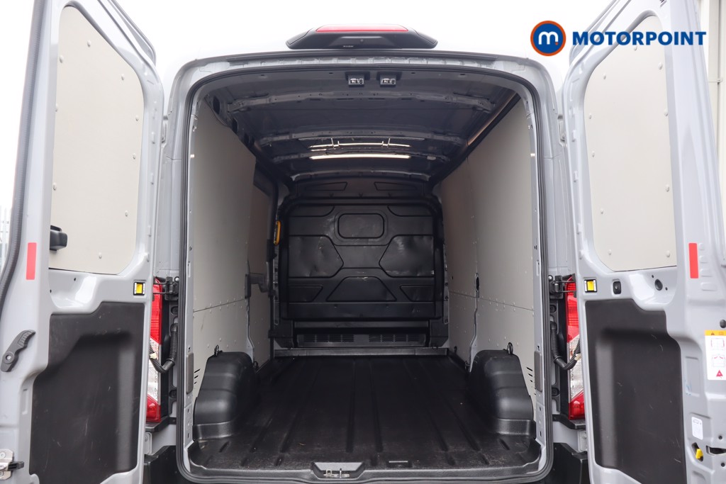 Ford Transit Limited Automatic Diesel Medium Roof Van - Stock Number (1577928) - 25th supplementary image