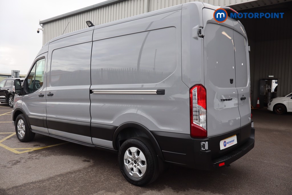 Ford Transit Limited Automatic Diesel Medium Roof Van - Stock Number (1577928) - 32nd supplementary image