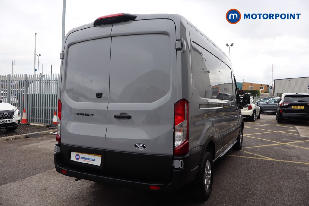 Ford Transit Limited Automatic Diesel Medium Roof Van - Stock Number (1577928) - 35th supplementary image