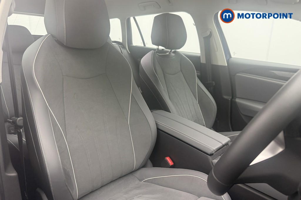 Volkswagen Passat Life Automatic Petrol Plug-In Hybrid Estate - Stock Number (1578131) - 6th supplementary image