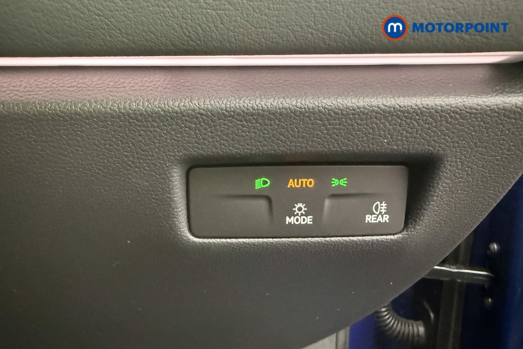Volkswagen Passat Life Automatic Petrol Plug-In Hybrid Estate - Stock Number (1578131) - 19th supplementary image