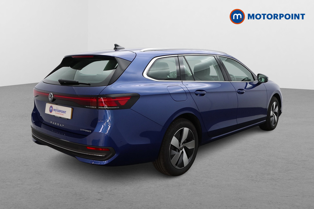 Volkswagen Passat Life Automatic Petrol Plug-In Hybrid Estate - Stock Number (1578131) - Drivers side rear corner
