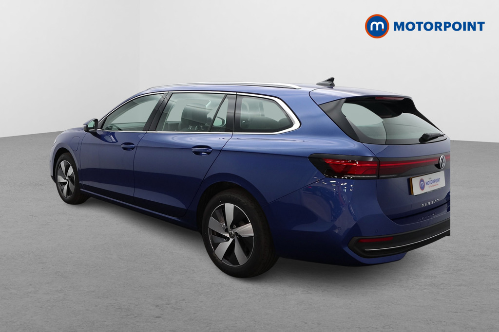 Volkswagen Passat Life Automatic Petrol Plug-In Hybrid Estate - Stock Number (1578131) - Passenger side rear corner