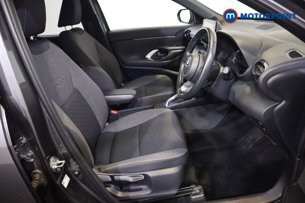 Toyota Yaris Cross Design Automatic Petrol-Electric Hybrid Estate - Stock Number (1578262) - 6th supplementary image