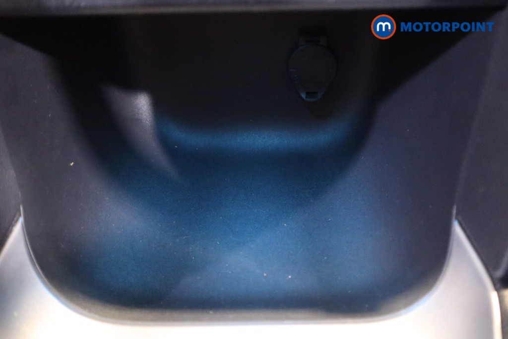 Toyota Yaris Cross Design Automatic Petrol-Electric Hybrid Estate - Stock Number (1578262) - 21st supplementary image