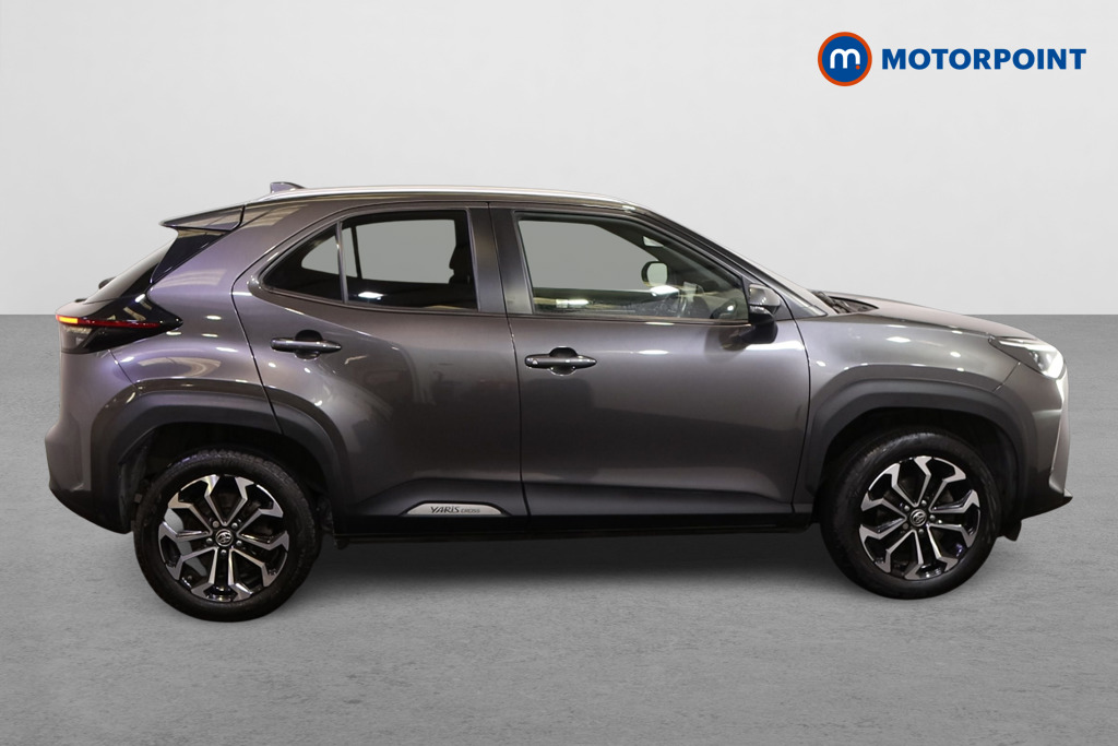 Toyota Yaris Cross Design Automatic Petrol-Electric Hybrid Estate - Stock Number (1578262) - Drivers side