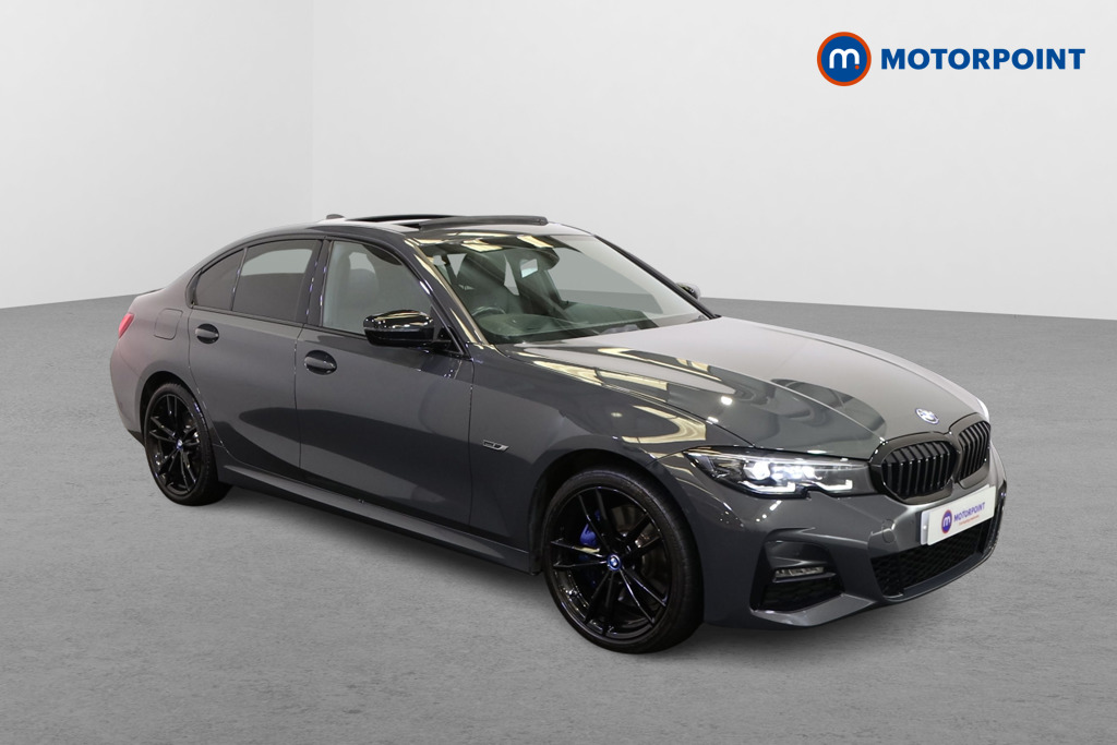 BMW 3 Series M Sport Pro Edition Automatic Petrol Plug-In Hybrid Saloon - Stock Number (1578285) - Drivers side front corner