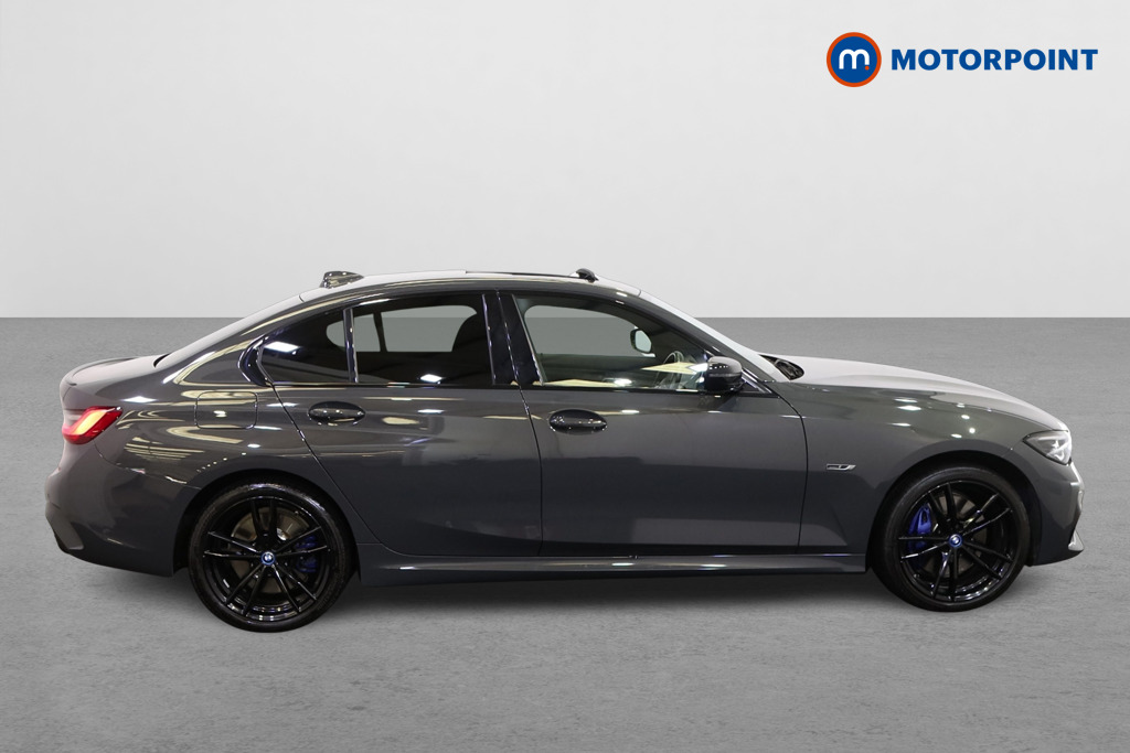 BMW 3 Series M Sport Pro Edition Automatic Petrol Plug-In Hybrid Saloon - Stock Number (1578285) - Drivers side