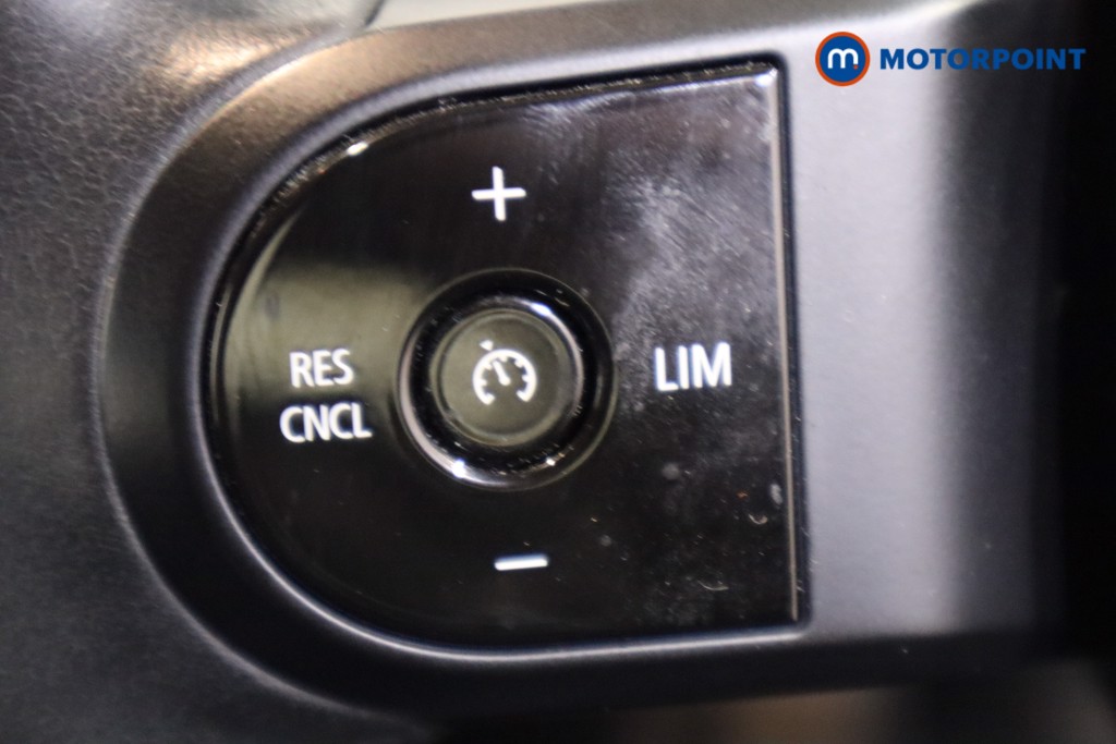 Mini Hatchback Cooper Classic Manual Petrol Hatchback - Stock Number (1578288) - 17th supplementary image