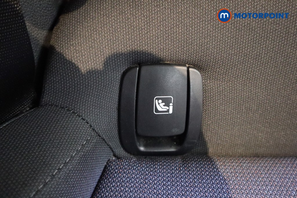 Mini Hatchback Cooper Classic Manual Petrol Hatchback - Stock Number (1578288) - 26th supplementary image