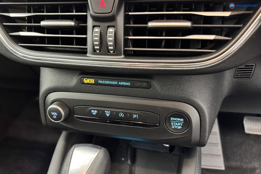 Ford Focus Active X Automatic Petrol Estate - Stock Number (1578475) - 17th supplementary image