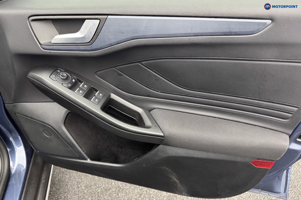 Ford Focus Active X Automatic Petrol Estate - Stock Number (1578475) - 23rd supplementary image