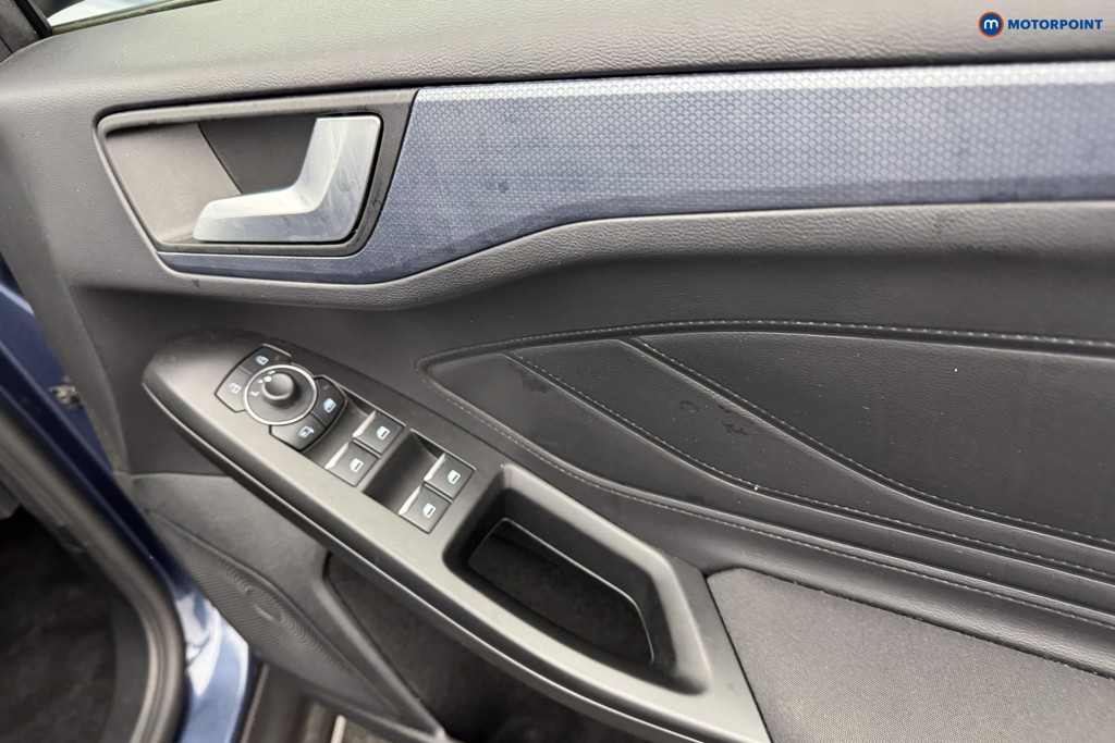 Ford Focus Active X Automatic Petrol Estate - Stock Number (1578475) - 24th supplementary image