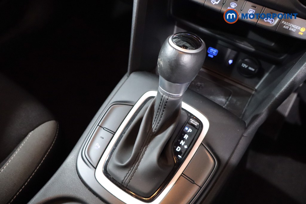 Hyundai Kona Premium Automatic Petrol-Electric Hybrid SUV - Stock Number (1578483) - 14th supplementary image