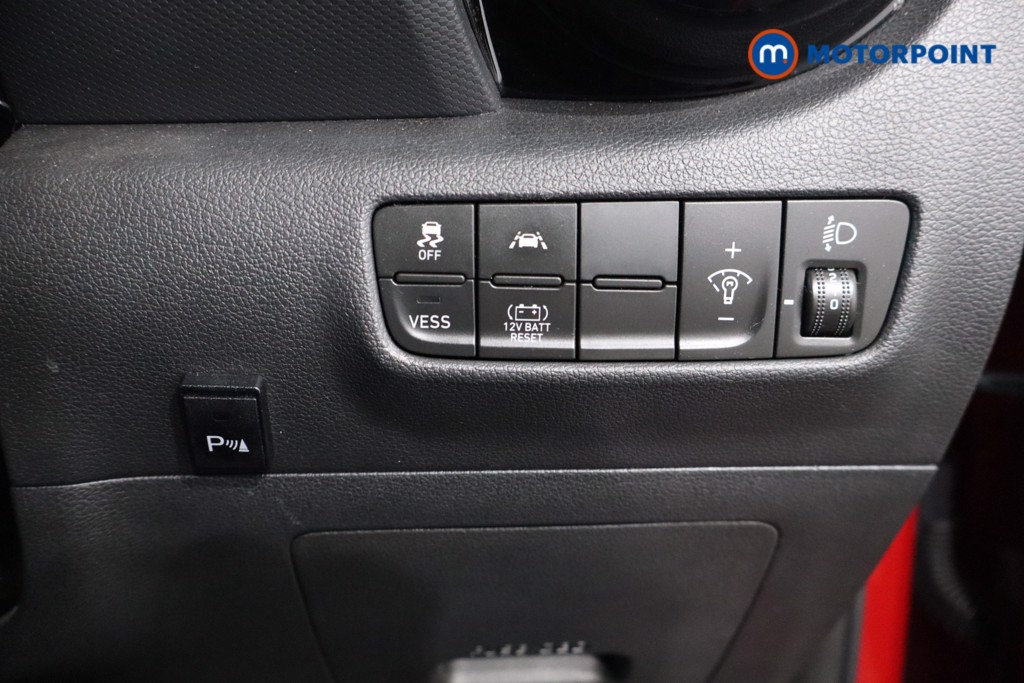 Hyundai Kona Premium Automatic Petrol-Electric Hybrid SUV - Stock Number (1578483) - 21st supplementary image