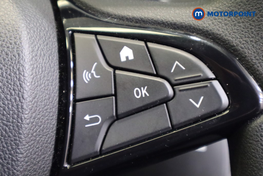 Dacia Sandero Essential Manual Petrol Hatchback - Stock Number (1578655) - 17th supplementary image