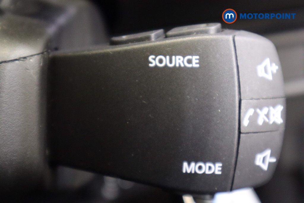 Dacia Sandero Essential Manual Petrol Hatchback - Stock Number (1578655) - 18th supplementary image