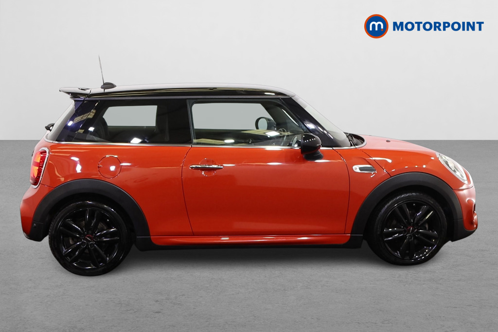 Mini Hatchback Cooper Sport Manual Petrol Hatchback - Stock Number (1578662) - Drivers side